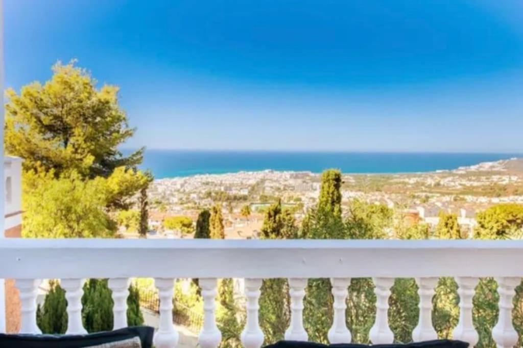Precioso Apartamento Mandarinos Con Vistas Al Mar Nerja Exterior foto