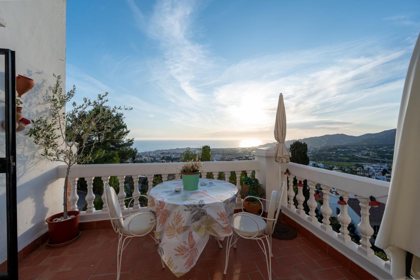 Precioso Apartamento Mandarinos Con Vistas Al Mar Nerja Exterior foto